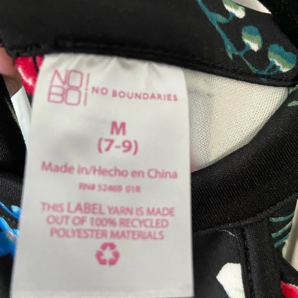 No boundaries black floral dress size 7-9 - Picture 4 of 11